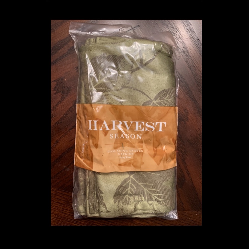 Harvest Season Fabric Napkins “”Basil Opp” / Greenish 4 Napkins N…